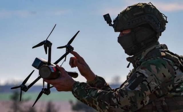 poyavilis-kadry-podtverzhdayushie-effektivnost-fpv-dronov-i-v-temnoe-vremya-sutok-9a9meero-1700581321.t
